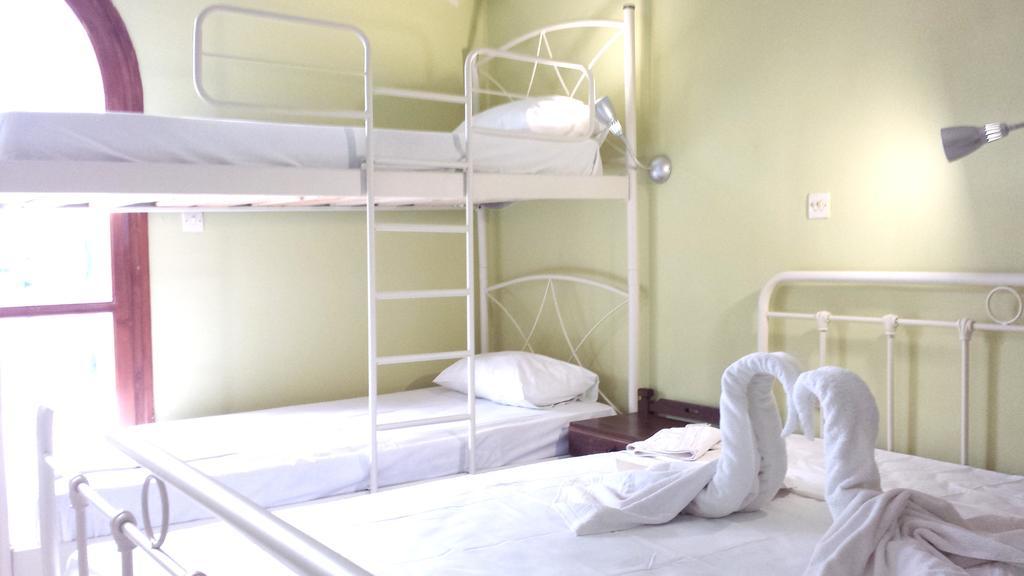 Aparthotel The Banana Benitses (Corfu)