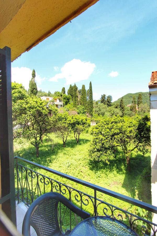 Aparthotel The Banana 2*