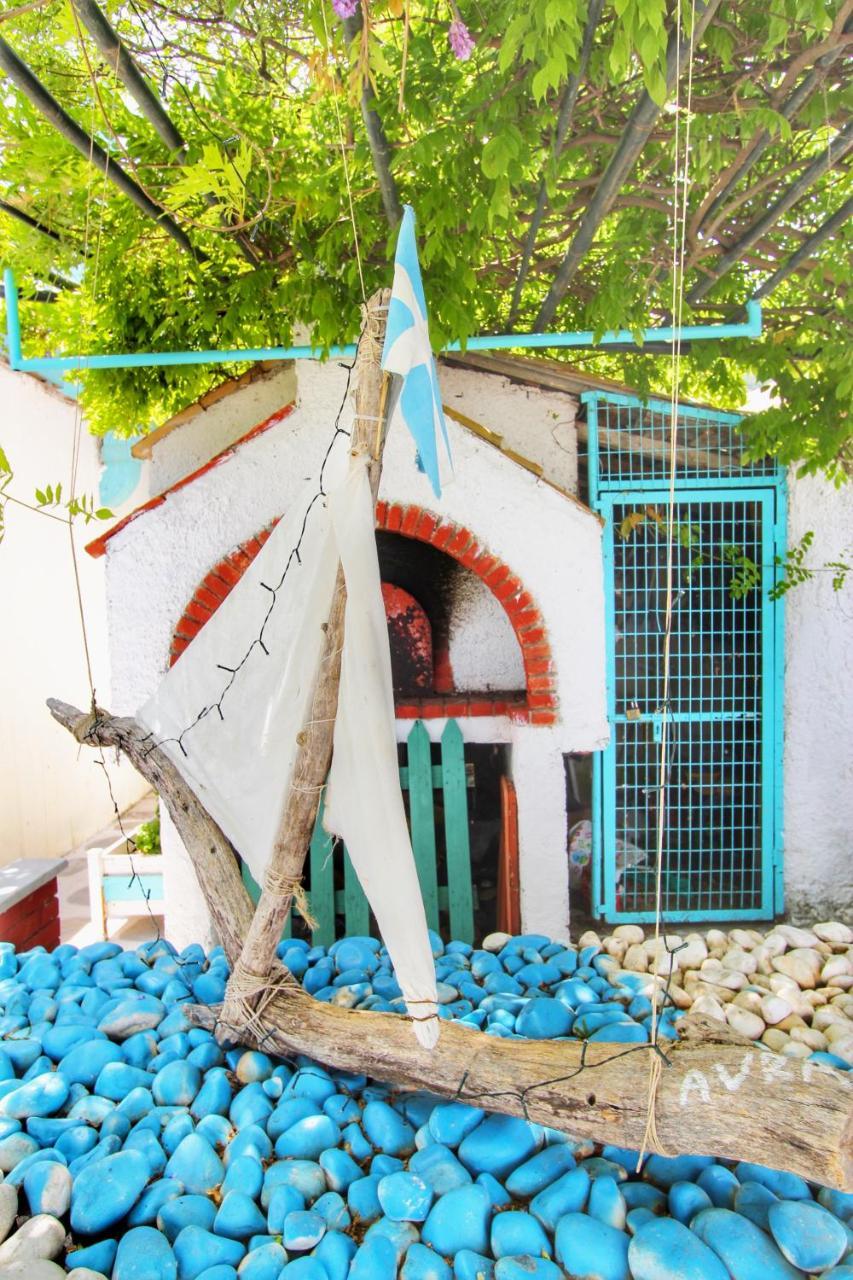 The Banana Aparthotel Benitses (Corfu)